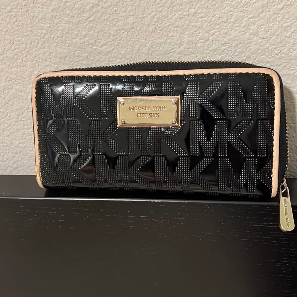 Michael Kors Used Wallet
